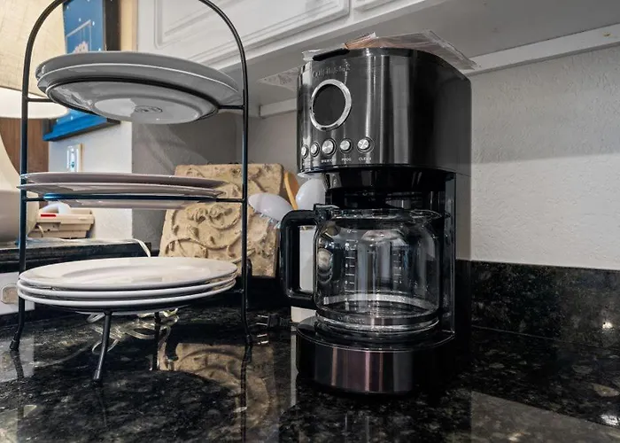 Apartment Crystal Shores West 1205 By Youngs Suncoast