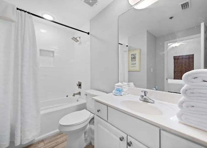 Crystal Shores West 1205 By Youngs Suncoast Apartment *